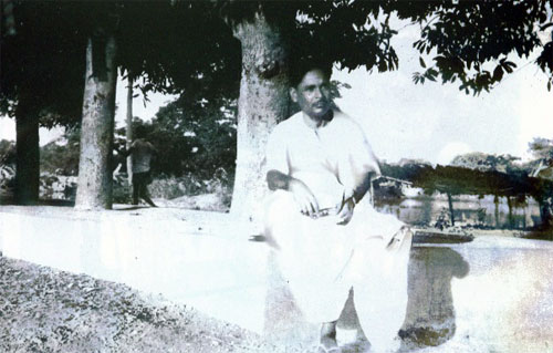 Album photos of Prabodh Bhowmik - 1967 - founder of Bidisa in Bidisa 
