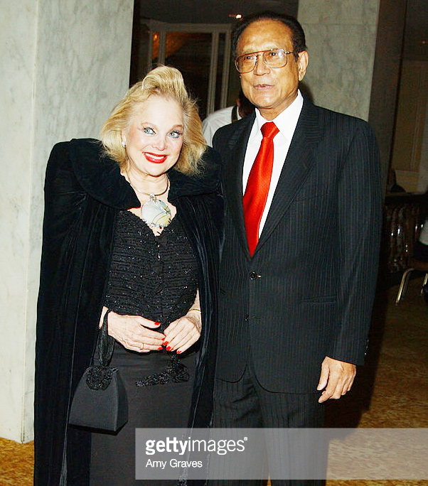 Carol Connors and Dr. Mani Bhaumik during Sir Ben Kingsley Presents the Mahatma Gandhi Humanitarian Award to Dr. Mani Bhaumik at Regent Beverly Wilshire GETTY IMAGES