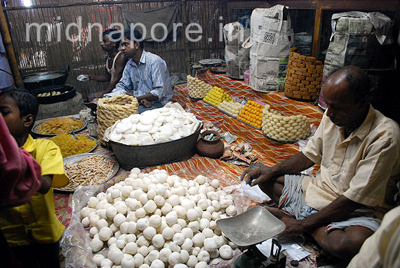 Rasmela  KADMA Special sweet of Moyna Rasmela, Moyna Garh, East Medinipur. Photo: Arindam Bhowmik